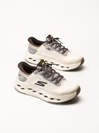 Skechers - Max Cushion - Beige slip ins sneakers