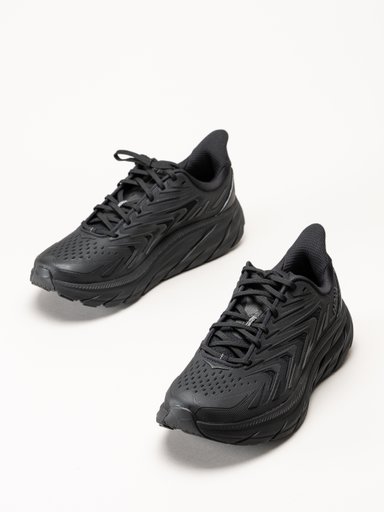 HOKA - Clifton UTL - Svarta sneakers