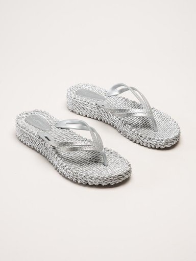 Ilse Jacobsen - Cheerful 13 - Silverfärgade flip flop med glitterremmar