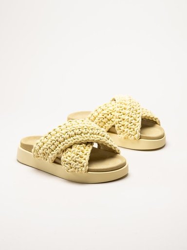 Inuikii - Woven - Gula grovt virkade sandaler