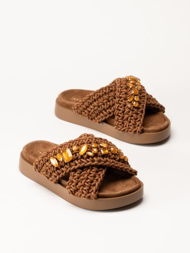 Inuikii - Woven Stones - Bruna sandaler i virkad textil