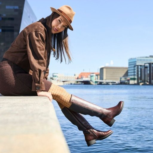 Bruna höga stövlar från Rieker