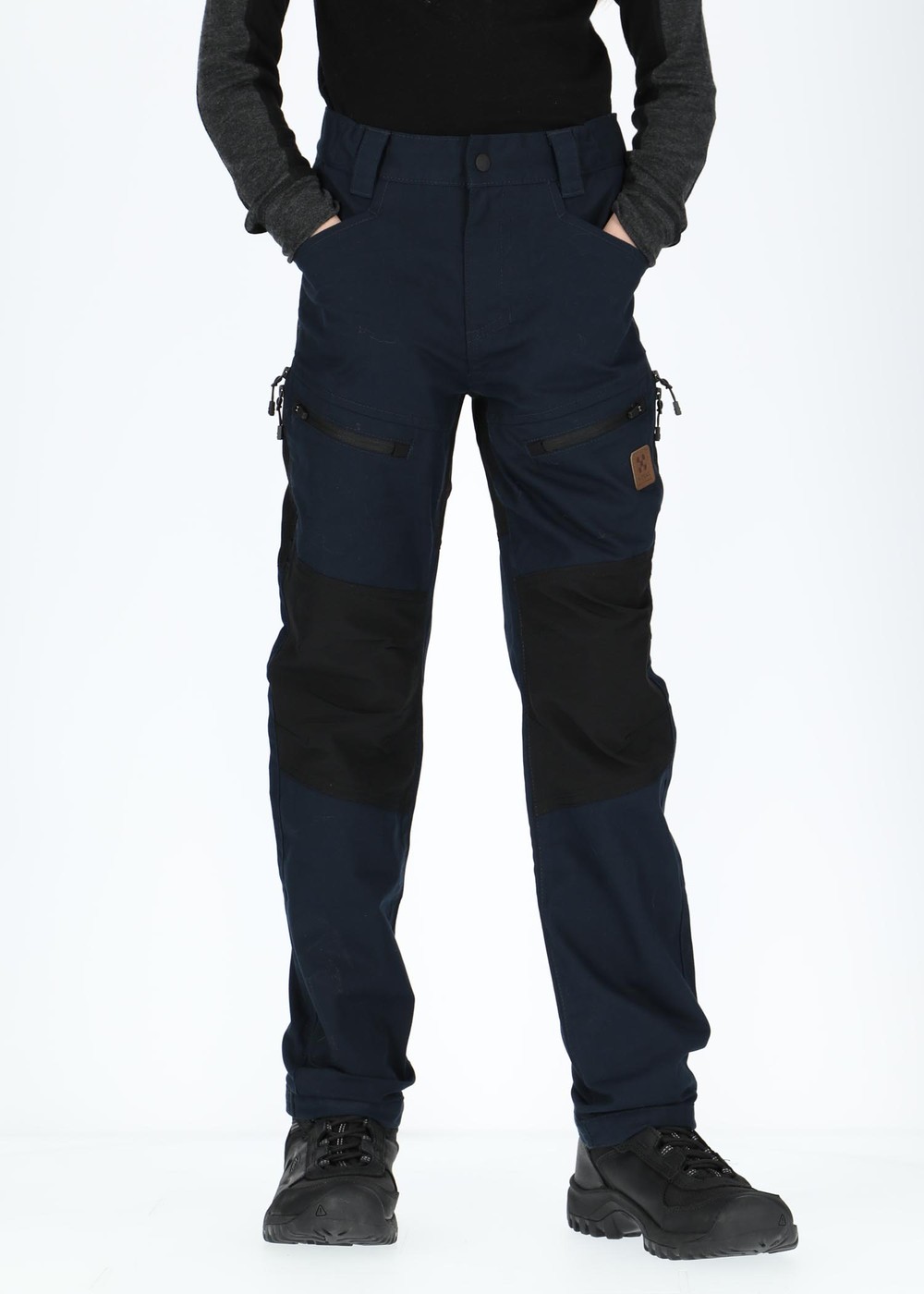 X-Trail Outdoor Pants Jr, Dk. Navy/Black, 120, Byxor | Junior - Aktivitet - Outdoorkläder - Byxor | Padelspecialisterna