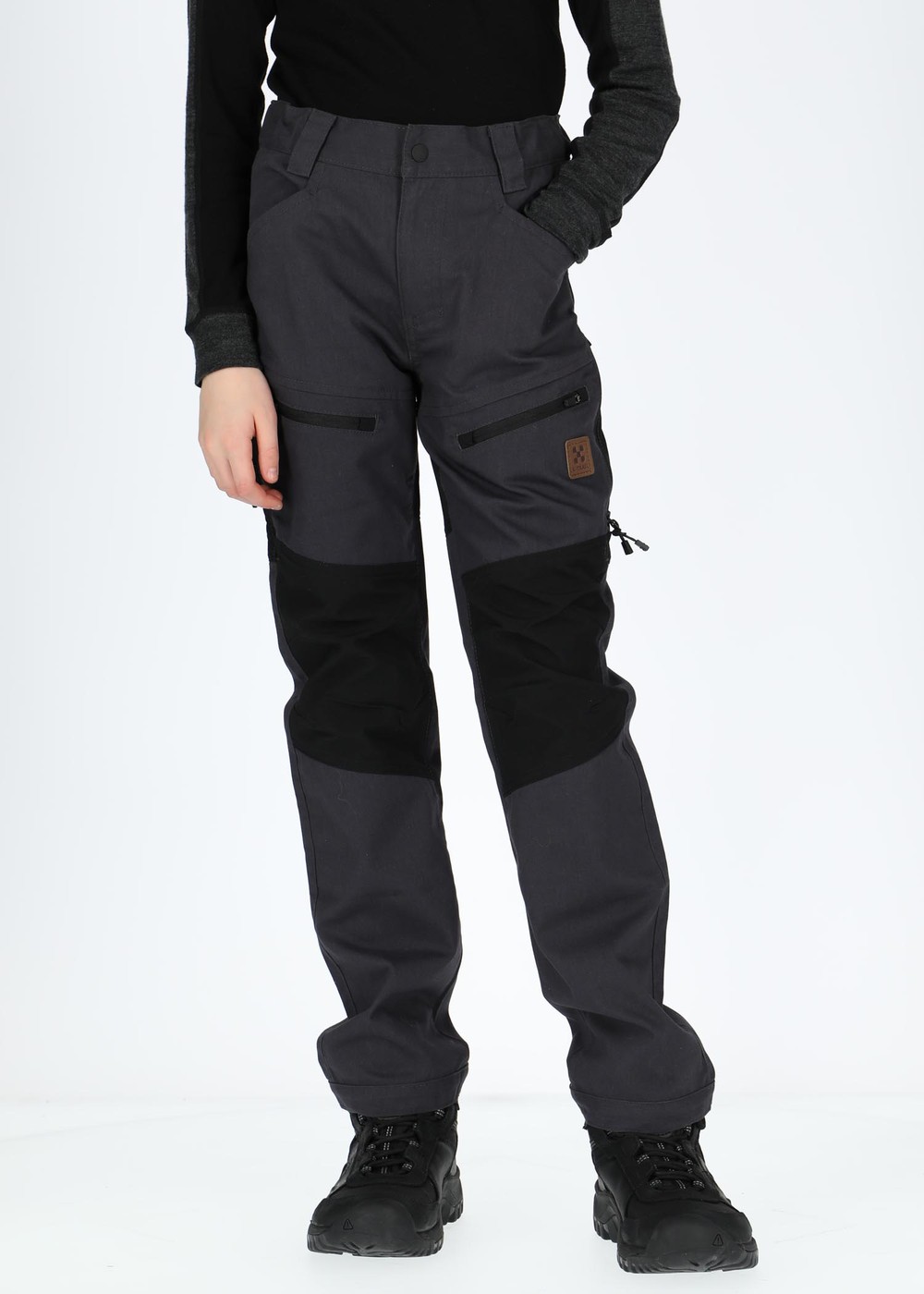 X-Trail Outdoor Pants Jr, Charcoal/Black, 170, Byxor | Junior - Aktivitet - Outdoorkläder - Byxor | Padelspecialisterna
