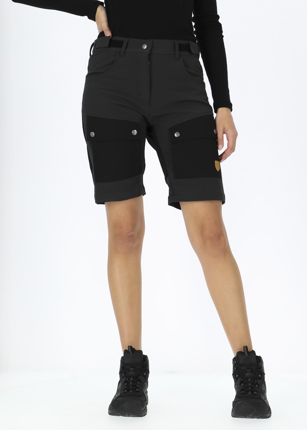 Lara W Outdoor Shorts, Asphalt, 44, Vandringsshorts | Dam - Kläder - Shorts - Vandringsshorts | Padelspecialisterna