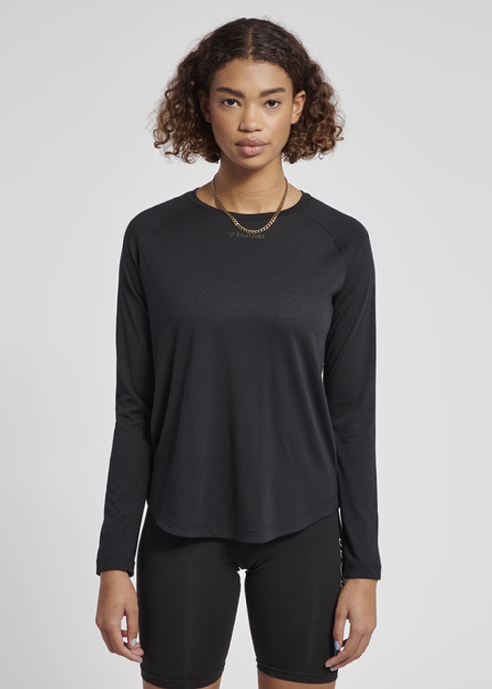 Hmlmt Vanja T-Shirt L/S, Black, S, T-Shirts | Dam - Kläder - T-shirts | Padelspecialisterna
