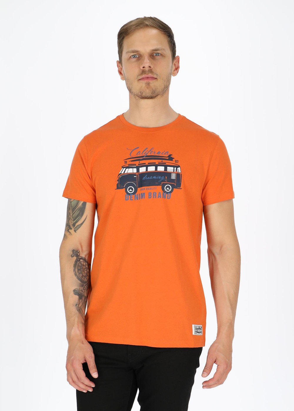 Surfer Van Tee, Orange, S, T-Shirts | Herr - Kläder - T-shirts | Padelspecialisterna