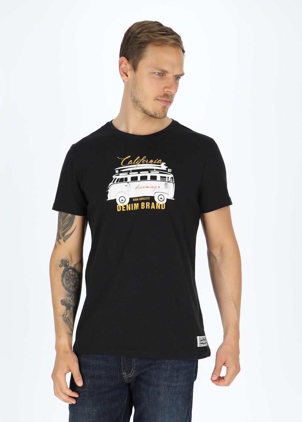 Surfer Van Tee, Black, Xl, T-Shirts | Herr - Kläder - T-shirts | Padelspecialisterna