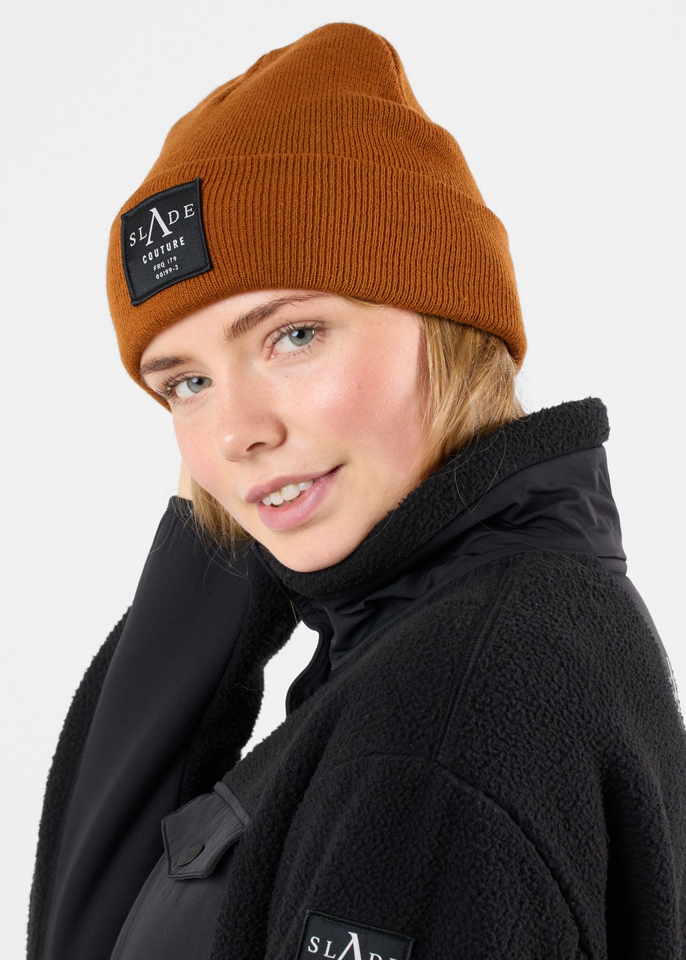 Colorado Knitted Hat, Almond, Onesize, Pannband | Dam - Accessoarer - Mössor & Pannband | Padelspecialisterna