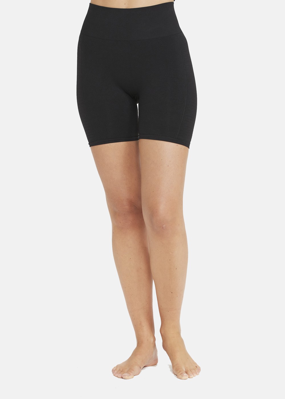 Nagar W Seamless Shorts, Black, L/Xl, Korta Tights | Dam - Kläder - Tights - Korta tights | Padelspecialisterna