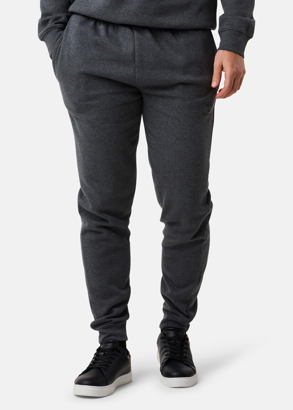 Hmlbee Classic Sweat Pants, Dark Grey Melange/Black, Xl, Sweatpants | Herr - Kläder - Byxor - Sweatpants | Padelspecialisterna