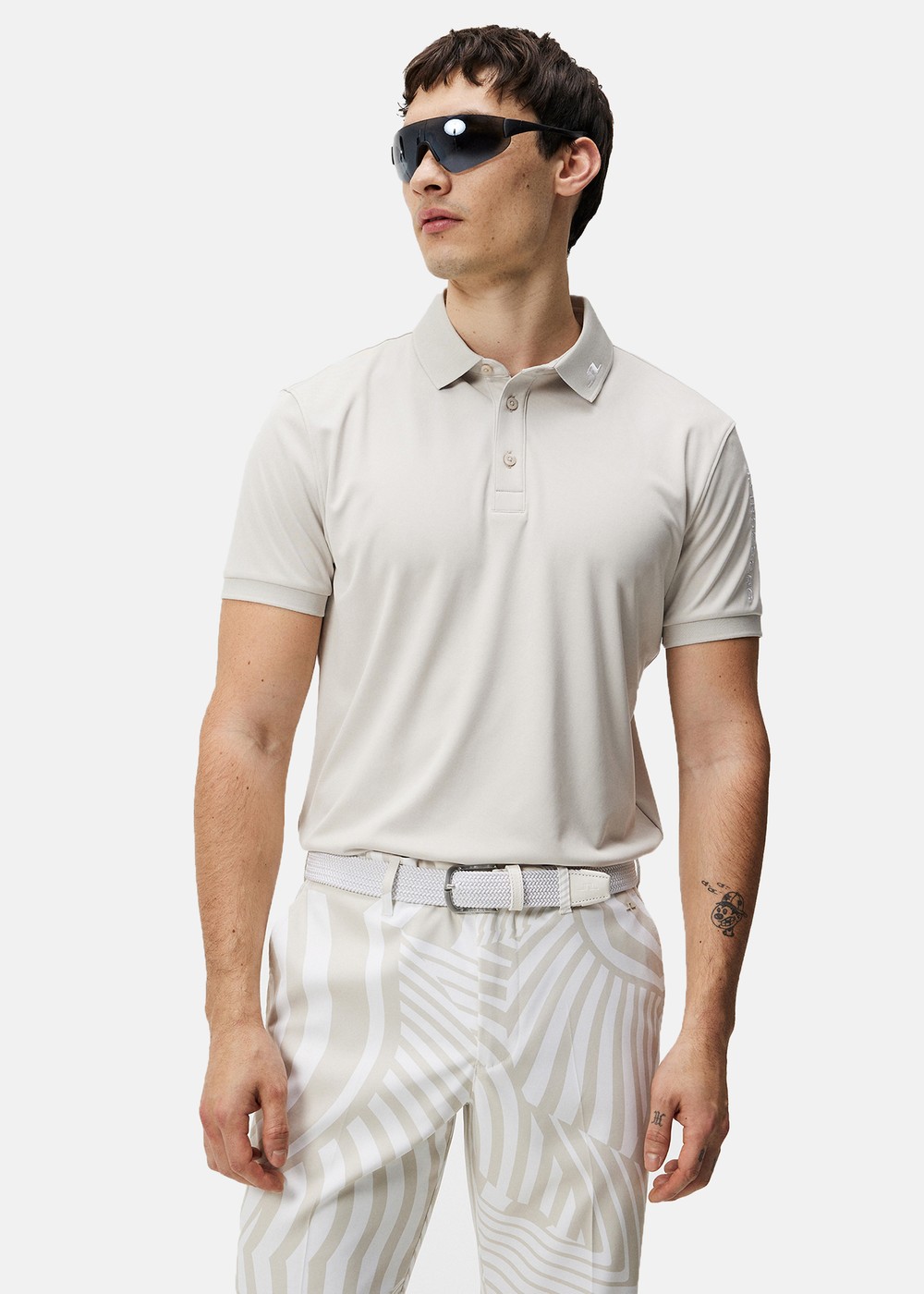 Tour Tech Reg Fit Polo, Moonbeam, L, Tränings-T-Shirts | Herr - Aktivitet - Träningskläder - Tränings-t-shirts | Padelspecialisterna