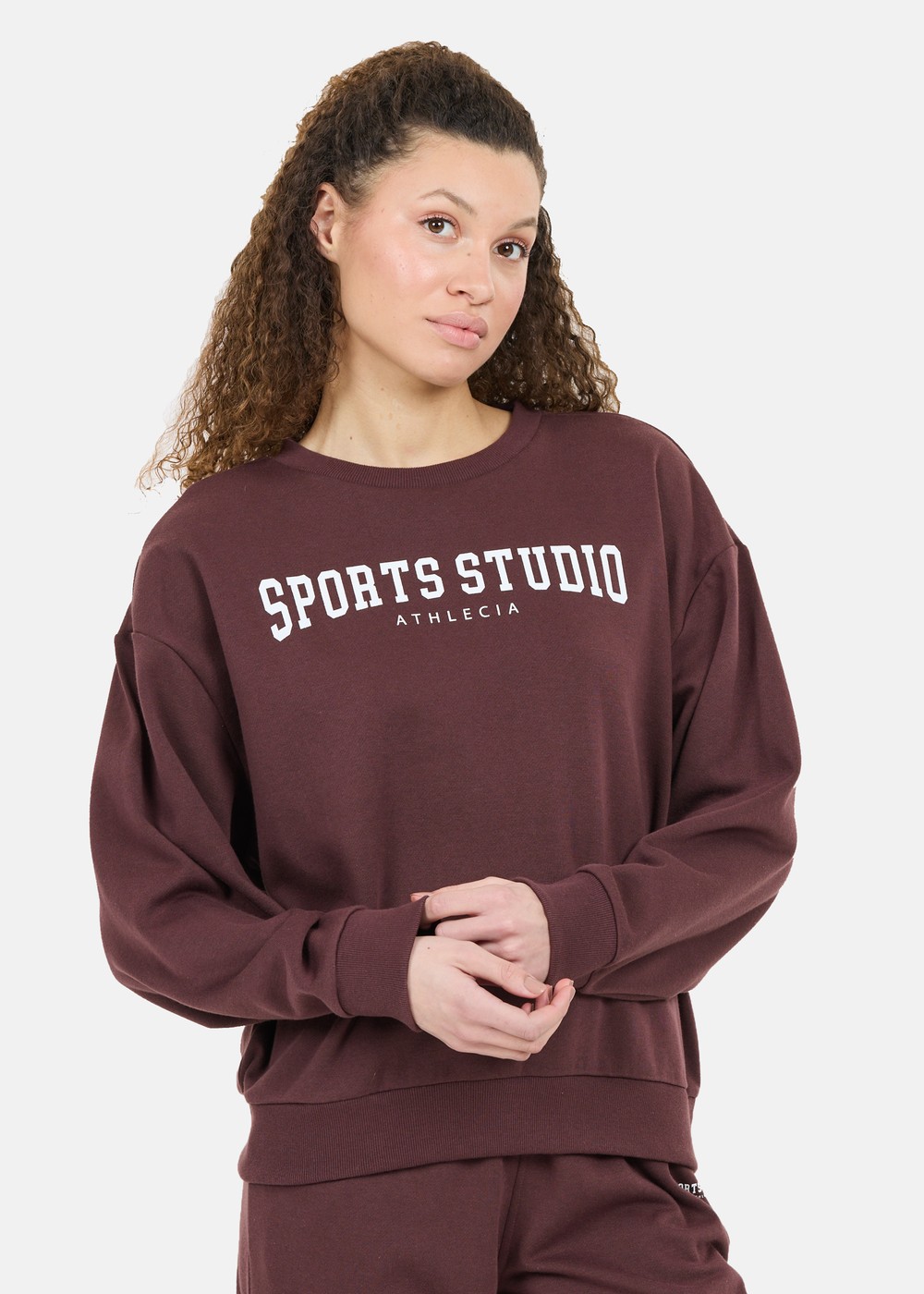 Giannis W Crew Neck, Fudge, 40, Sweatshirts | Dam - Kläder - Tröjor - Sweatshirts | Padelspecialisterna