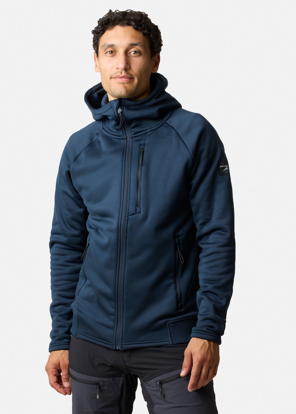 Lofoten Tech Stretch Hood, Dk. Navy, Xl, Hoodies | Herr - Kläder - Tröjor - Hoodies | Padelspecialisterna