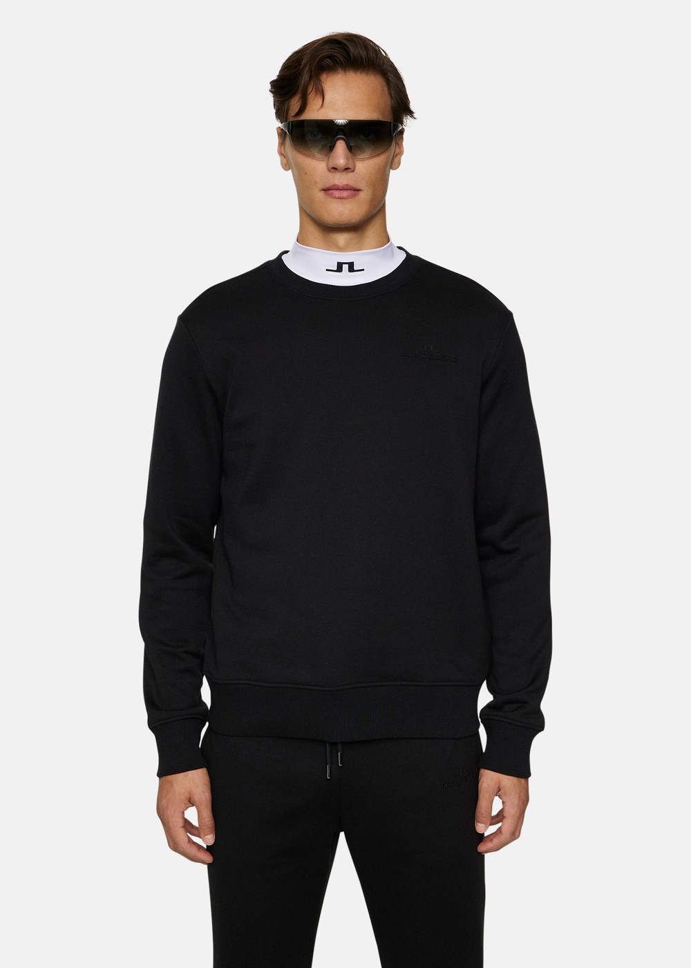 Alpha Crew Neck, Black, L, Sweatshirts | Herr - Kläder - Tröjor - Sweatshirts | Padelspecialisterna