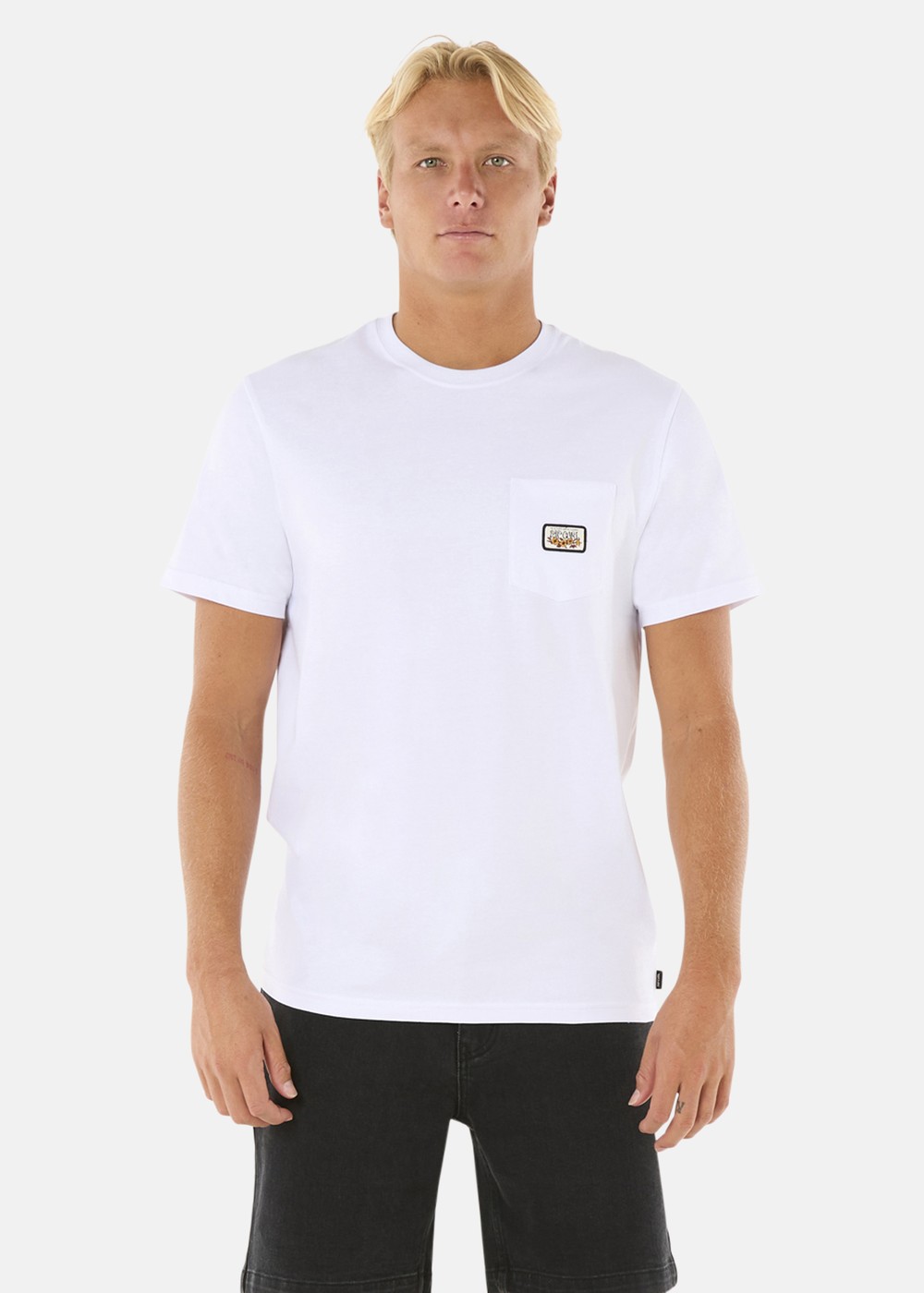 Surf Paradise Badge Tee Update, White, Xl, T-Shirts | Herr - Kläder - T-shirts | Padelspecialisterna