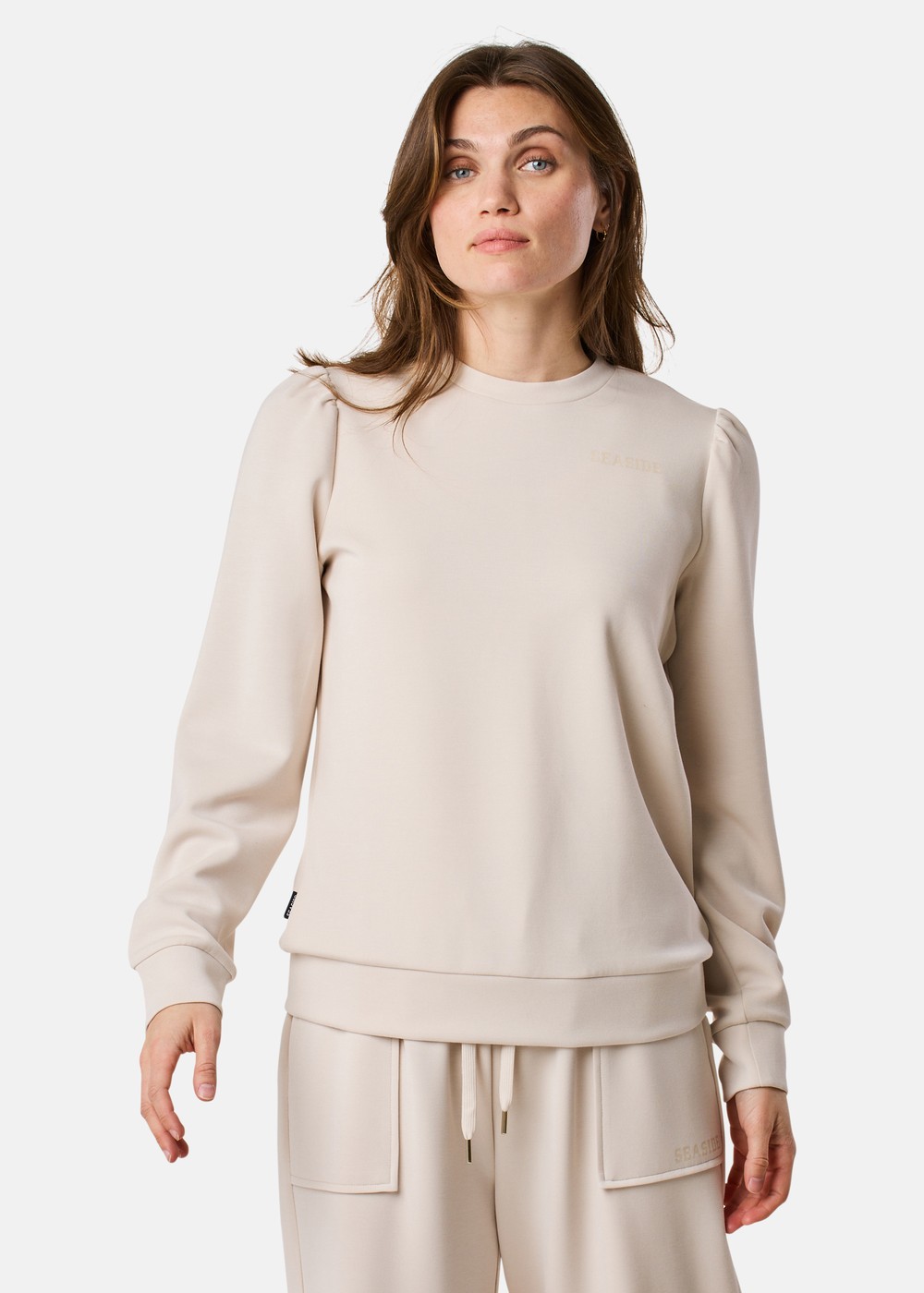 Lounge Relax Crewneck W, Lt Beige, 40, Skjortor | Dam - Kläder - Piketröjor & Skjortor | Padelspecialisterna