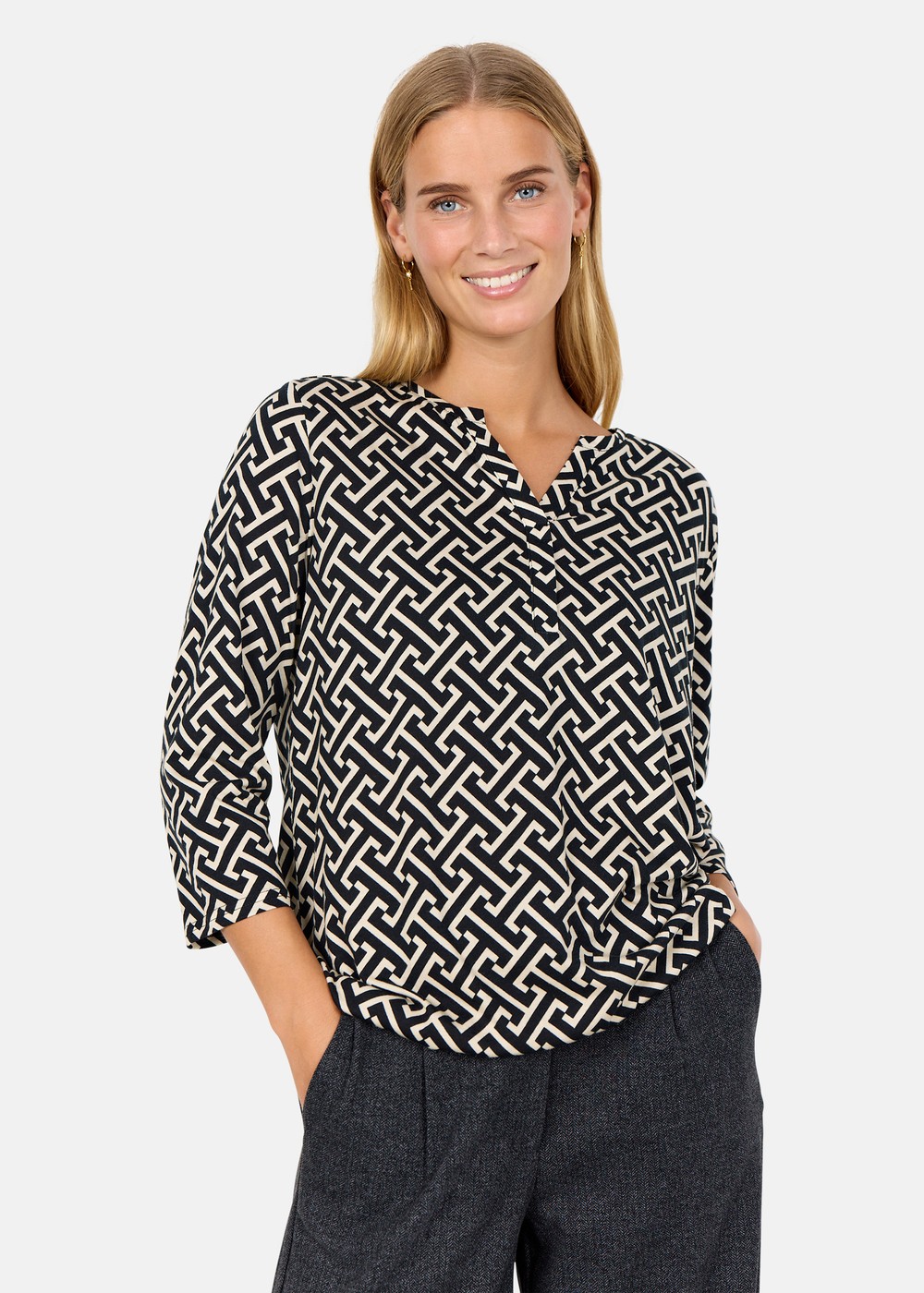 Sc-Felicity Aop 519, Black Combi, M, T-Shirts | Dam - Kläder - T-shirts | Padelspecialisterna