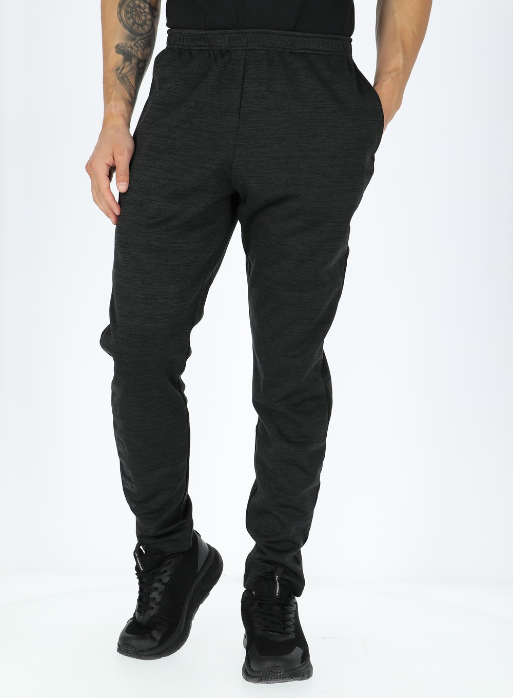 Training Logo Pants, Charcoal Melange/Charcoal Mela, S, Vardagsbyxor | Herr - Kläder - Byxor - Vardagsbyxor | Padelspecialisterna