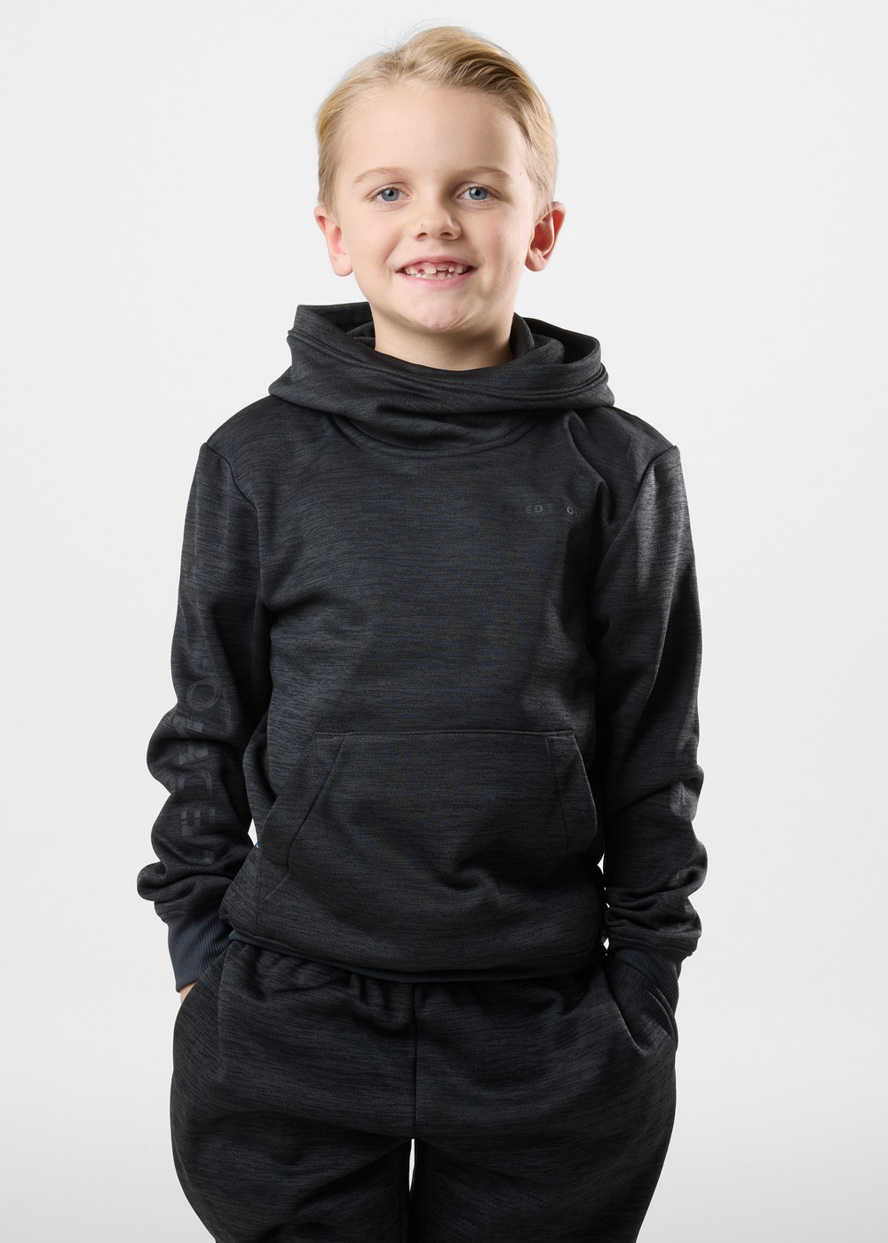 Training Logo Hood Jr, Charcoal Melange/Charcoal Mela, 140, Hoodies | Junior - Kläder - Tröjor - Hoodies | Padelspecialisterna