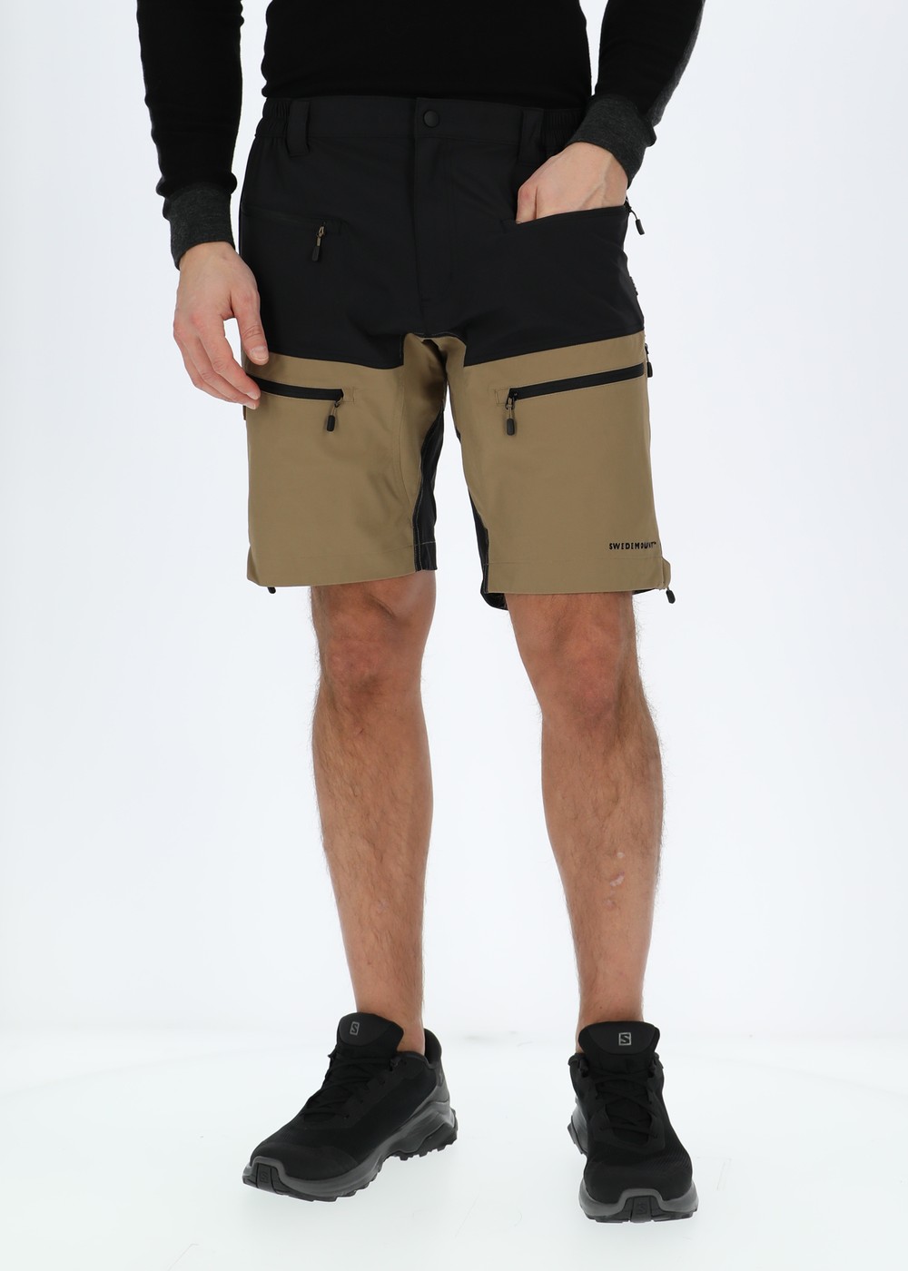 Lofoten Stretch Shorts, Black/Khaki, M, Shorts | Herr - Aktivitet - Outdoorkläder - Shorts | Padelspecialisterna