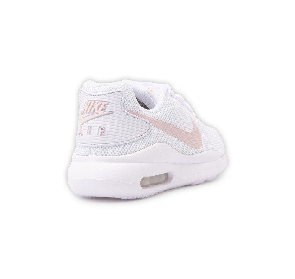 Nike air max shop oketo women's review