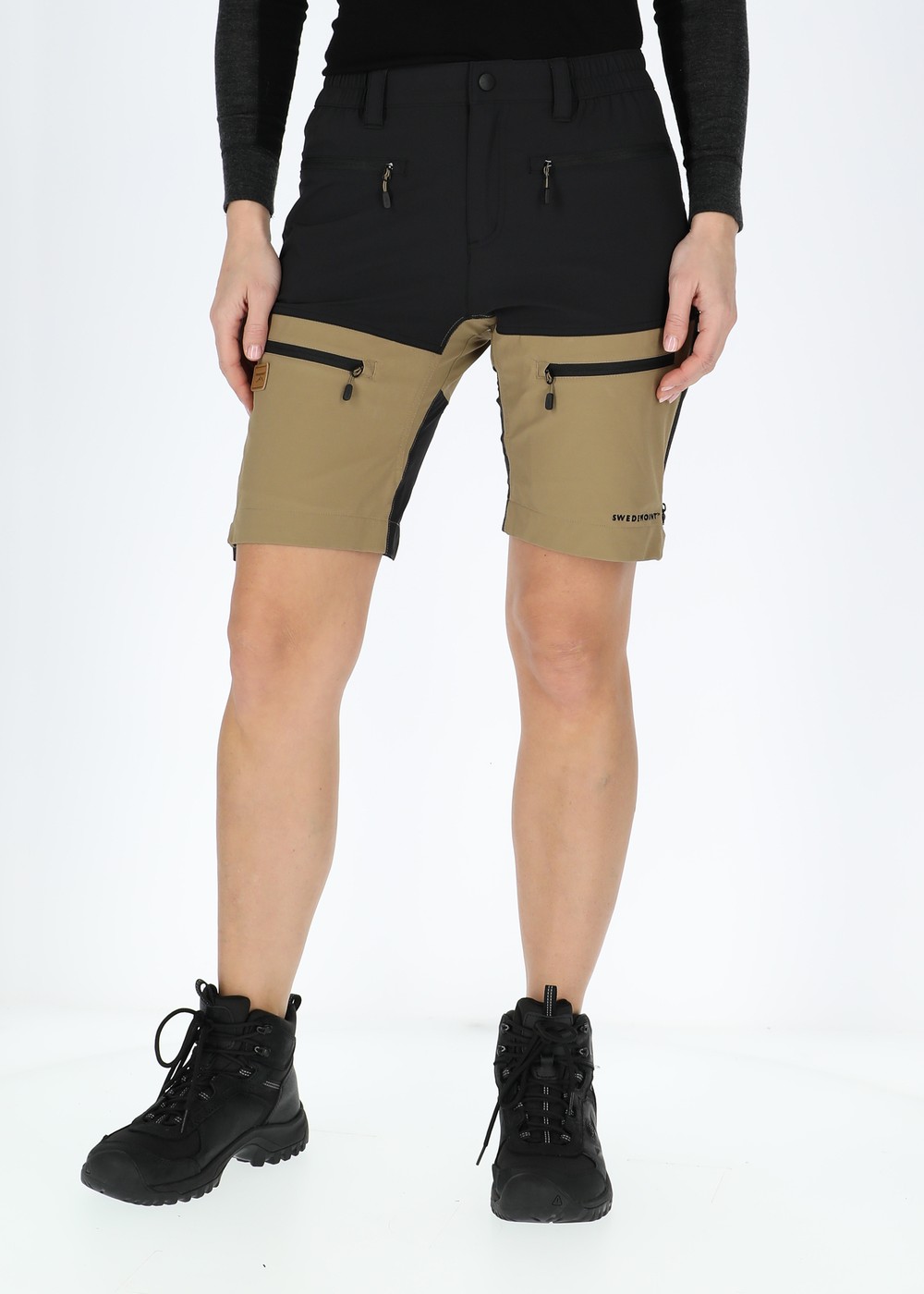 Lofoten Stretch Shorts W, Black/Khaki, 42, Shorts | Dam - Aktivitet - Outdoorkläder - Shorts | Padelspecialisterna