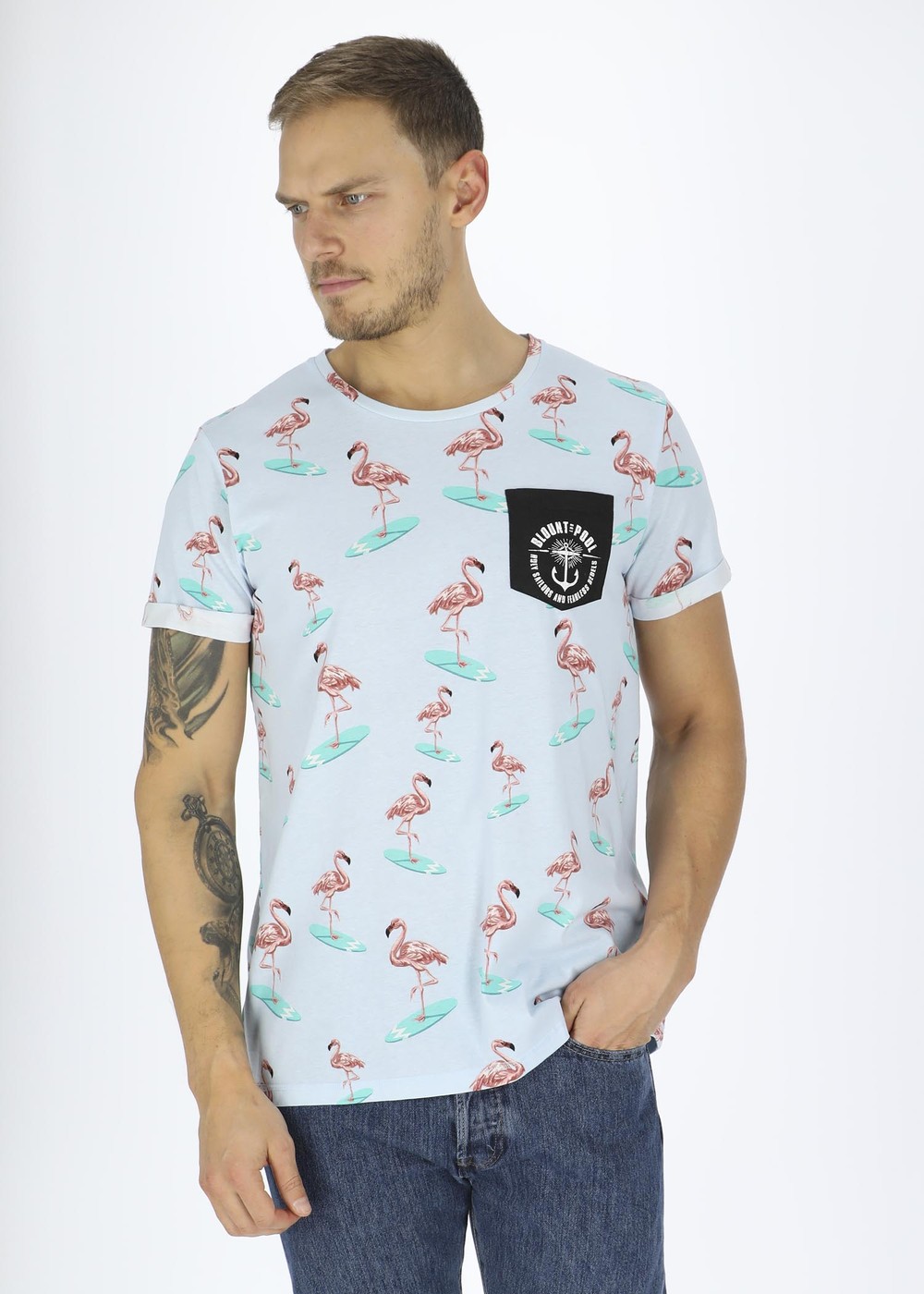 Tropical Pocket Tee, Lt. Blue Surfing Flamingo, Xs, Strandkläder | Herr - Kläder - Badkläder - Strandkläder | Padelspecialisterna