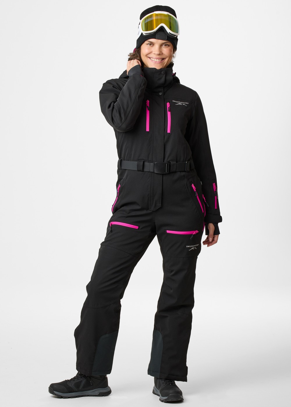 Cervinia Skisuit W, Black/ Fresh Pink, 44, Skidoverall | Sport & aktivitet - Sporter - Alpin skidåkning - Skidoverall | Padelspecialisterna