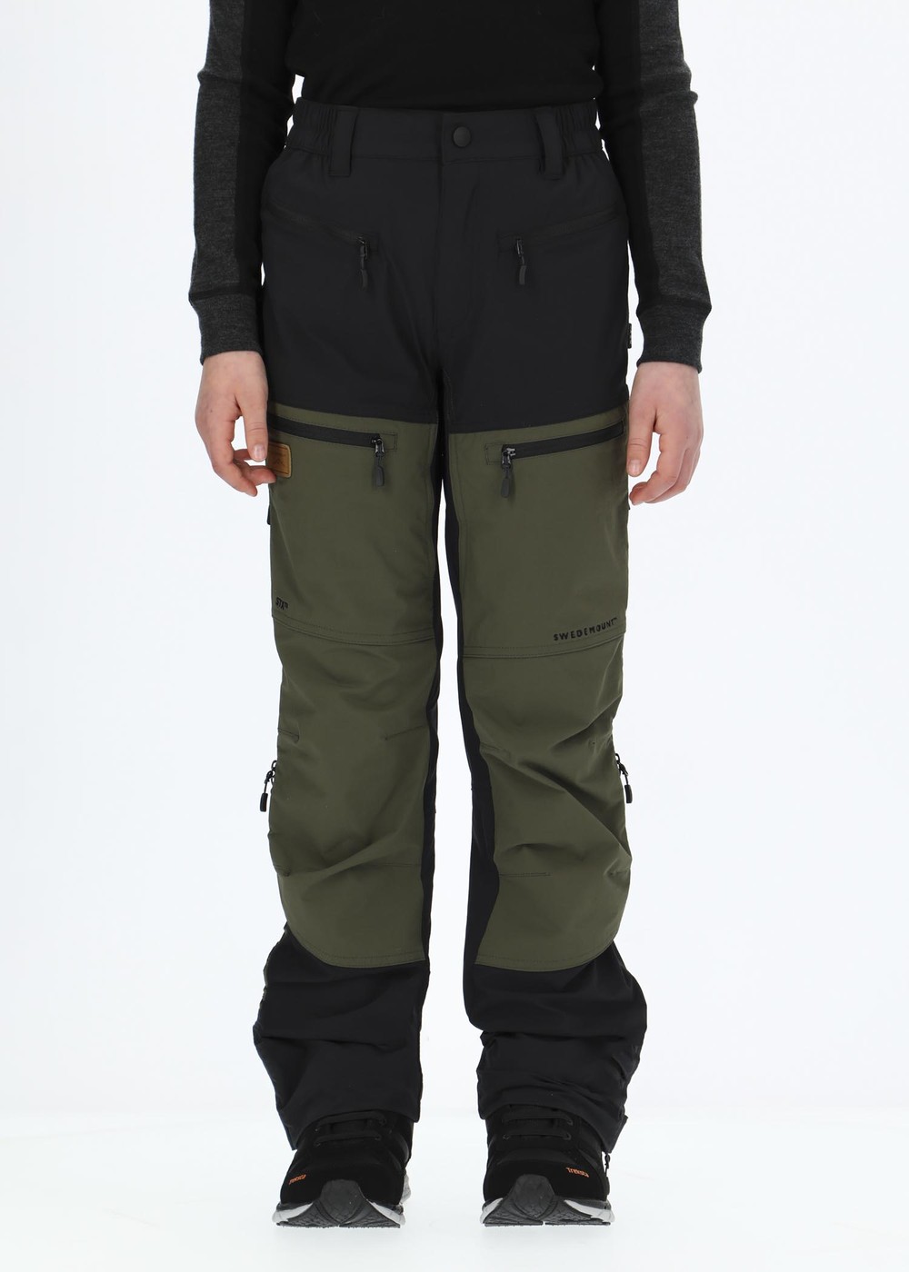 Lofoten Stretch Pants Jr, Black/Olive, 140, Byxor | Junior - Aktivitet - Outdoorkläder - Byxor | Padelspecialisterna