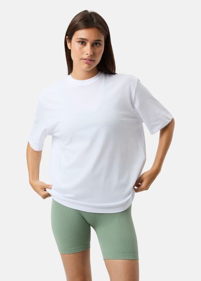 STUDIO OVERSIZED T-SHIRT