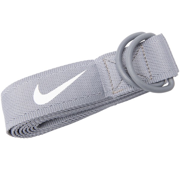 Nike Essential Yoga Kit