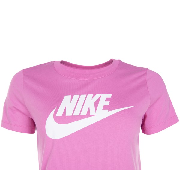 Nike Sportswear Essential T-Sh