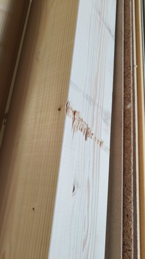 LIIMAPUU 140X140X300mm 2KPL/PKT (KOLHITTUJA) LIIMAPUU 140X140X300mm 2KPL/PKT (KOLHITTUJA)
