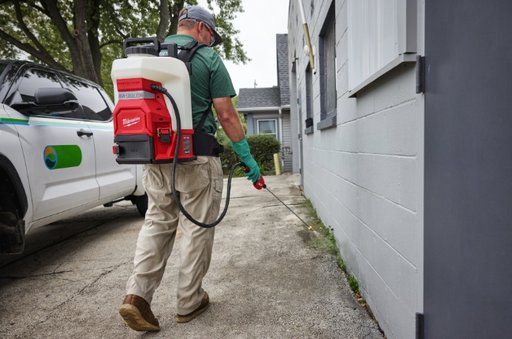  AKKUREPPUSUMUTIN MILWAUKEE M18 BBPFP2-0