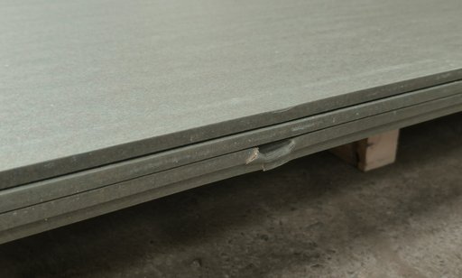 TUULENSUOJAKIPSILEVY 9X1200X3000mm 4KPL/PKT (KOLHITTU) TUULENSUOJAKIPSILEVY 9X1200X3000mm 4KPL/PKT (KOLHITTU)