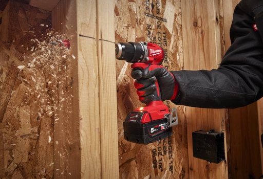 AKKUPORAKONE MILWAUKEE M18 BLDDRC-502C AKKUPORAKONE MILWAUKEE M18 BLDDRC-502C
