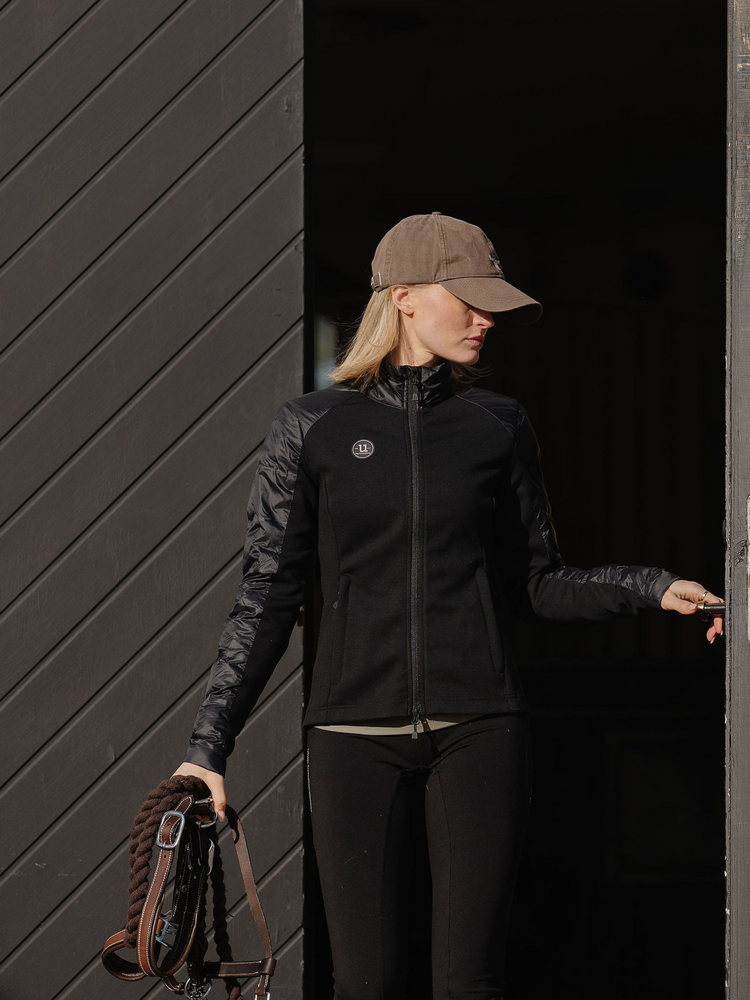 Everyday Reversed Hybrid Jacket