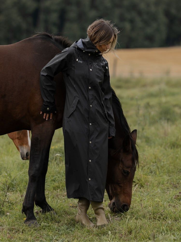 Winnie Raincoat Extended - Jet Black - 34