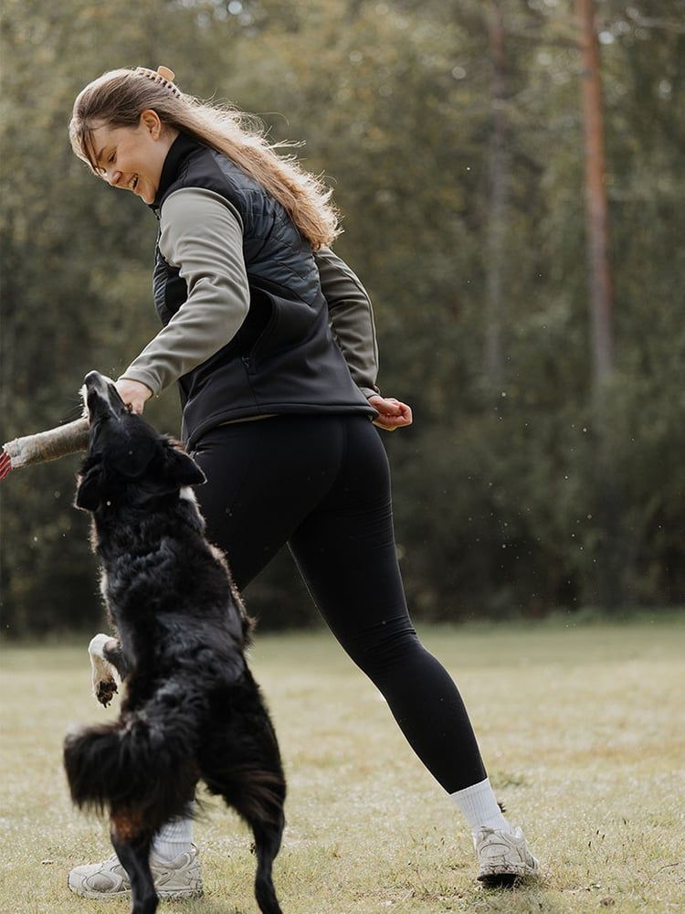 Misty Dog Trainer Hybrid Vest