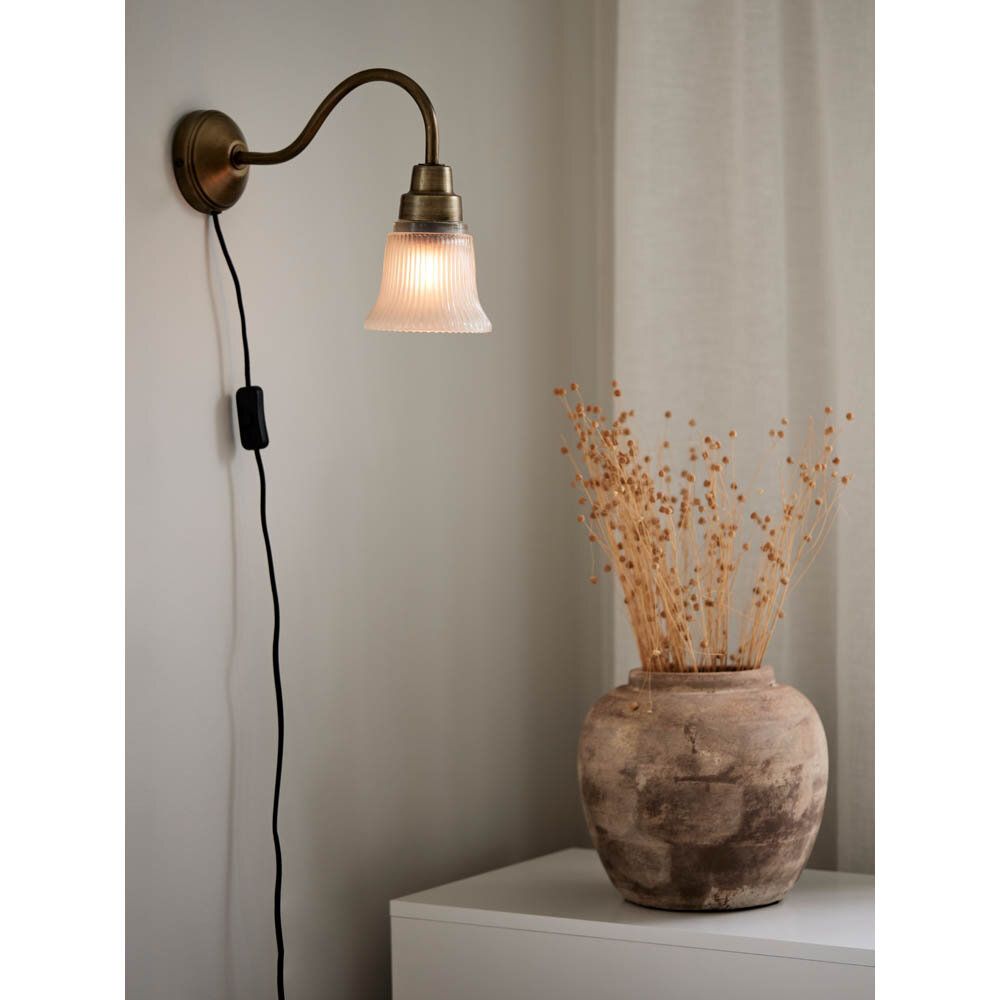 Vägglampa Emmi