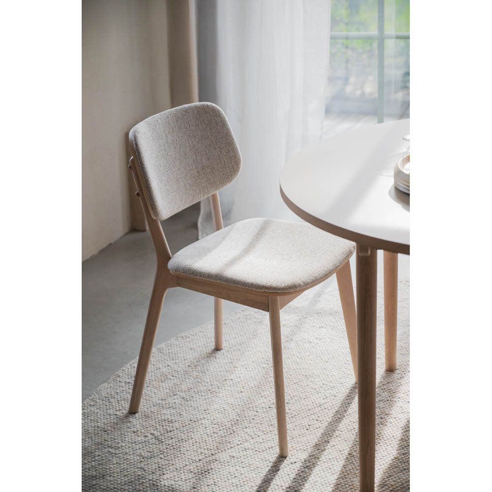 Barrett stol med ljusbeige tyg