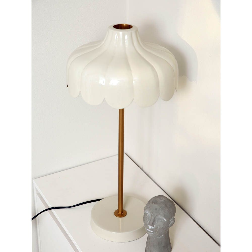 Wells bordslampa