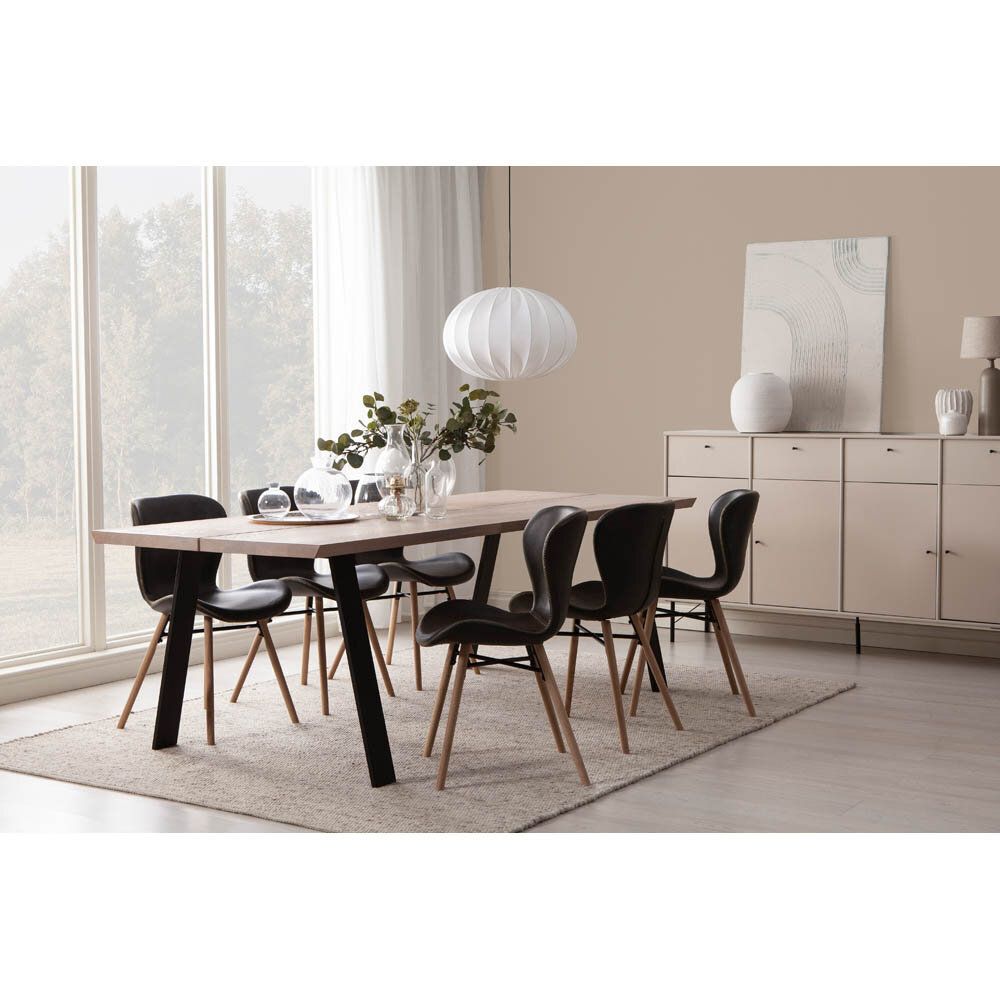 Westville matbord 240 cm med utställda ben