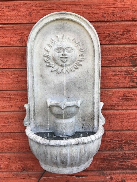 Wall sun väggfontän