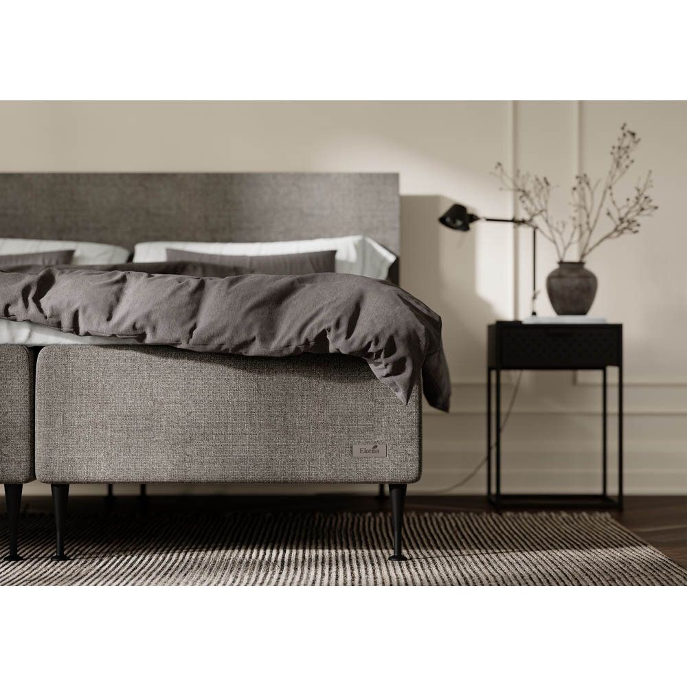 Ramsäng Ekens ELEGANS 140x200 Struktur med bäddmadrass & gavel