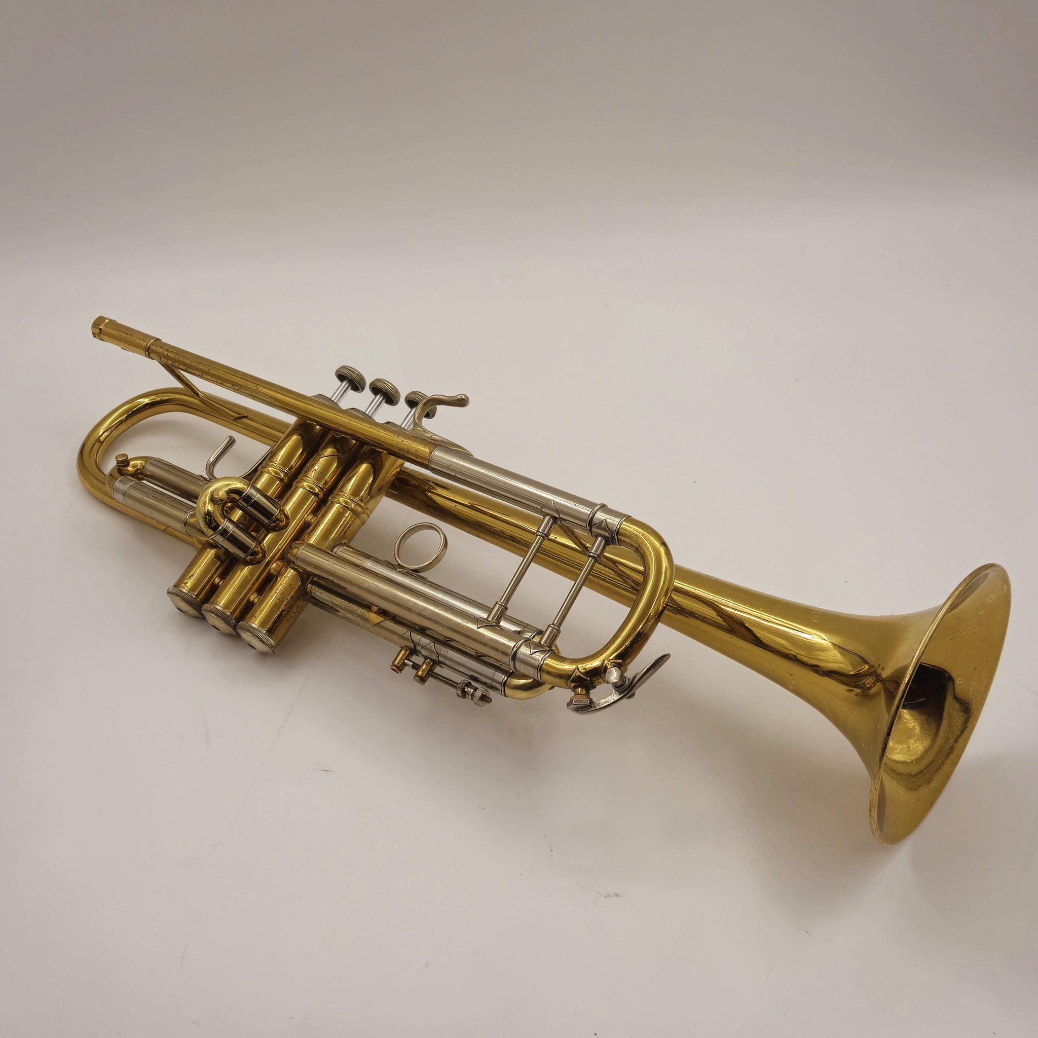 BEG Trumpet Bach ML180-37 Stradivarius