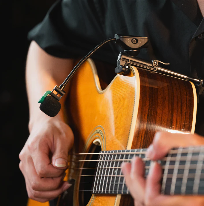 Mikrofonfäste CloudVocal SonoFlex CM03 för gitarr